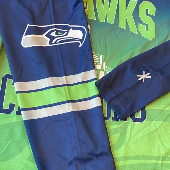 NFL Seattle Seahawks Long Sleeve Hoodie - Picture 4 of 9